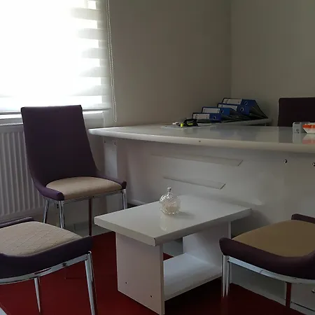 Bestepe Apart-men Only Hostel